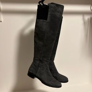 Stuart Weitzman knee high suede boot gray size 8